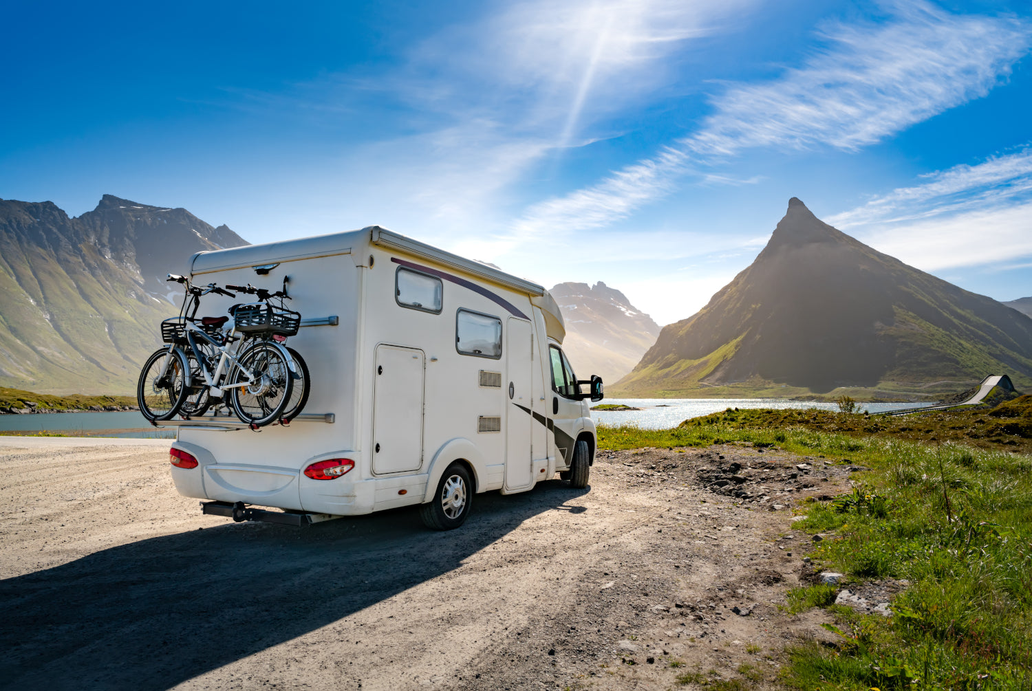 Motorhome and caravan awnings