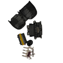 Load image into Gallery viewer, 7 Pin flat waterproof trailer socket
